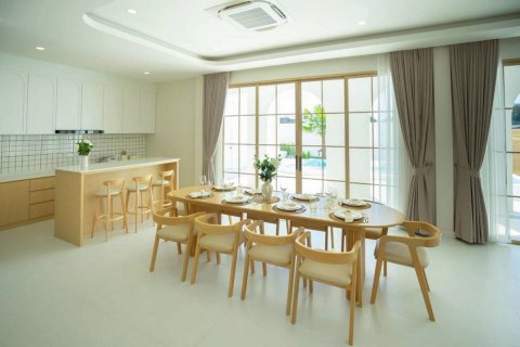 Вилла в Паттайе, Таиланд с 5 спальнями  № 152678 - фото 4