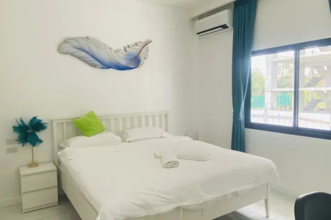 House in Pattaya, Thailand 5 bedrooms № 155668 - photo 24