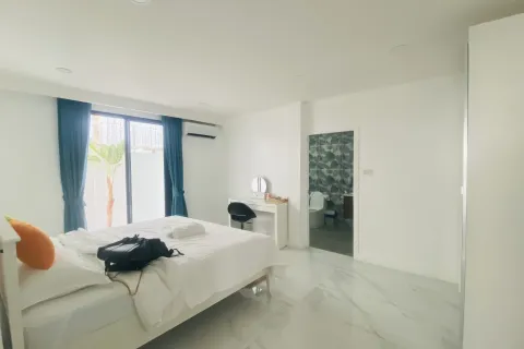 House in Pattaya, Thailand 5 bedrooms № 155668 - photo 16