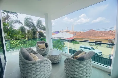 House in Pattaya, Thailand 5 bedrooms № 155668 - photo 19