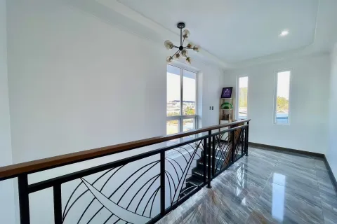 Villa à Pattaya, Thaïlande 4 chambres № 155672 - photo 24