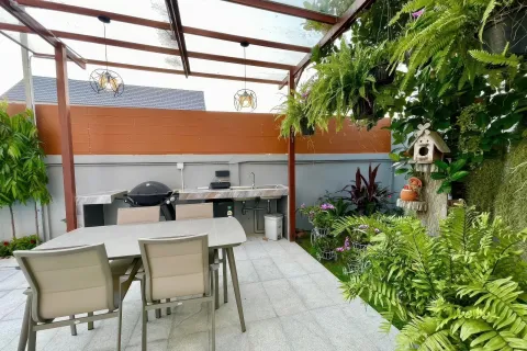 Villa à Pattaya, Thaïlande 4 chambres № 155672 - photo 8