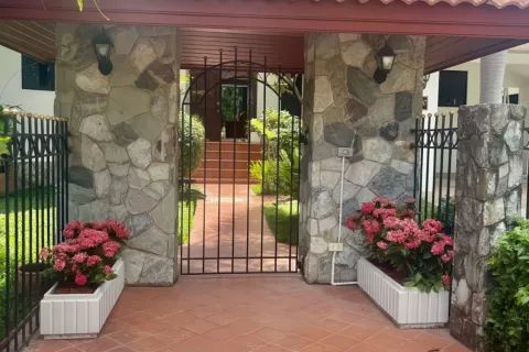 Villa à Pattaya, Thaïlande 5 chambres № 155669 - photo 2