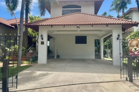 Villa à Pattaya, Thaïlande 5 chambres № 155669 - photo 3