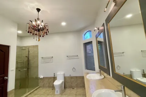 Villa à Pattaya, Thaïlande 5 chambres № 155669 - photo 26