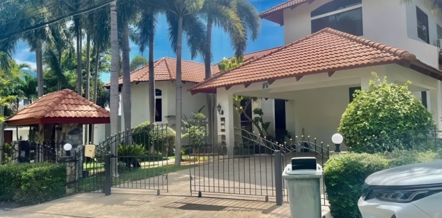 Villa à Pattaya, Thaïlande 5 chambres № 155669