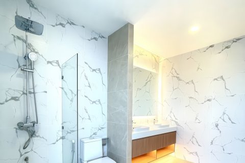 Дом в Паттайе, Таиланд с 6 комнатами  № 155667 - фото 15