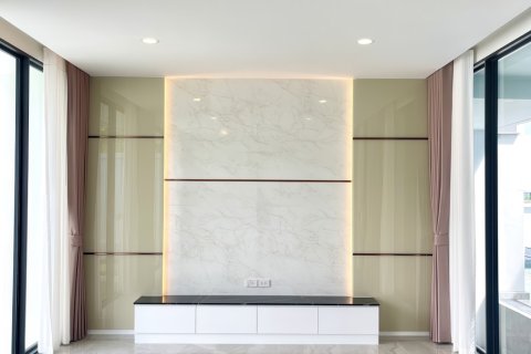 Дом в Паттайе, Таиланд с 6 комнатами  № 155667 - фото 10