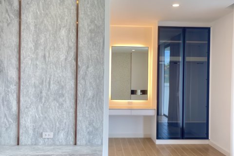 Дом в Паттайе, Таиланд с 6 комнатами  № 155667 - фото 26