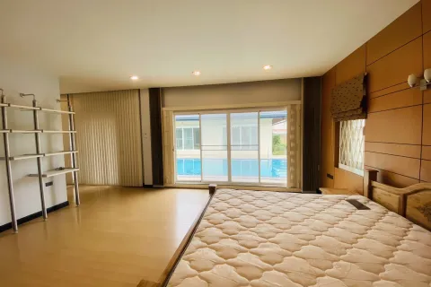 Villa à Pattaya, Thaïlande 4 chambres № 155671 - photo 20