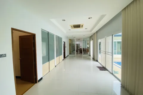 Villa à Pattaya, Thaïlande 4 chambres № 155671 - photo 26