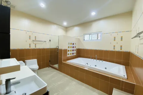 Villa à Pattaya, Thaïlande 4 chambres № 155671 - photo 22