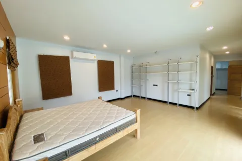 Villa à Pattaya, Thaïlande 4 chambres № 155671 - photo 18