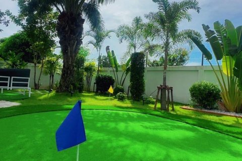 Villa in Pattaya, Thailand 4 bedrooms № 155670 - photo 4
