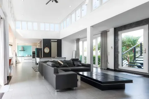 Villa in Pattaya, Thailand 4 bedrooms № 155670 - photo 28