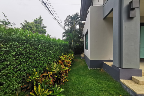 House in Bangkok, Thailand 3 bedrooms № 189374