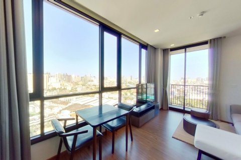 Studio in the Condo in Watthana, Bangkok, Thailand  № 173759 - photo 3