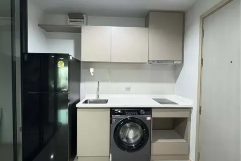 Condo à Chatuchak, Bangkok, Thaïlande, 2 chambres  № 173758 - photo 9