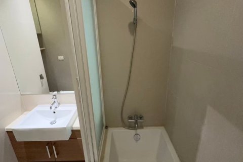 Condo à Watthana, Bangkok, Thaïlande, 3 chambres  № 163252 - photo 20