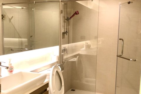 Кондоминиум с 2 спальнями в Клонг Тоэй, Бангкок, Таиланд № 163255 - фото 18