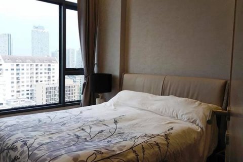 Condo à Khlong Toei, Bangkok, Thaïlande, 1 chambre № 200621 - photo 3