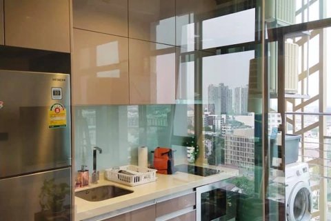 Condo à Khlong Toei, Bangkok, Thaïlande, 1 chambre № 200621 - photo 7