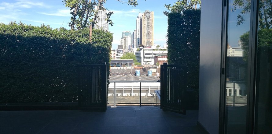 Condo à Ratchathewi, Bangkok, Thaïlande, 3 chambres № 200617