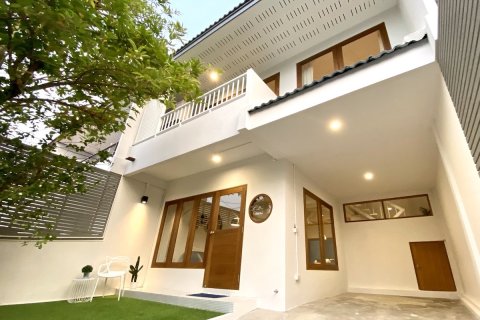 Townhouse à Bang Kapi, Bangkok, Thaïlande 3 chambres № 200622 - photo 10