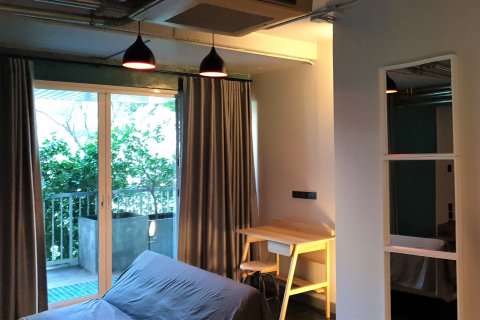 Condo à Watthana, Bangkok, Thaïlande, 3 chambres № 200619 - photo 2