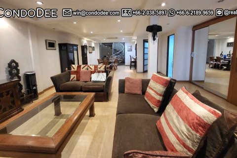 Maison à Watthana, Bangkok, Thaïlande 4 chambres № 200620 - photo 6