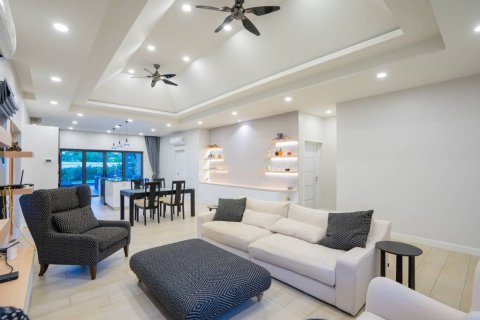 Вилла в Хуа Хине, Таиланд с 3 спальнями  № 114267 - фото 9