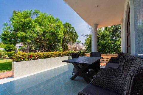 Вилла в Ча-аме, Таиланд с 3 спальнями  № 114268 - фото 3