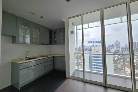 Кондоминиум с 2 спальнями в Дин Даенге, Бангкок, Таиланд № 114266 - фото 6