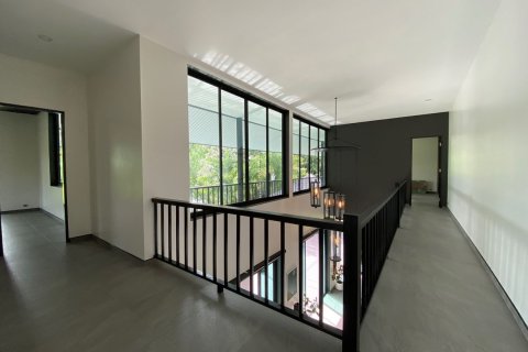 House in Chiang Mai, Thailand 6 bedrooms № 160095 - photo 25