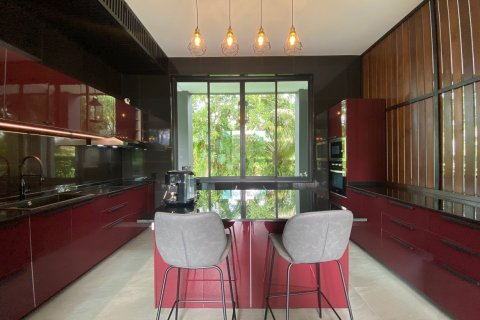 House in Chiang Mai, Thailand 6 bedrooms № 160095 - photo 9