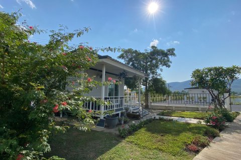 Propriété commerciale à Chiang Mai, Thaïlande 400 m2 № 160097 - photo 3