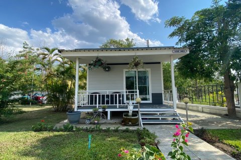 Propriété commerciale à Chiang Mai, Thaïlande 400 m2 № 160097 - photo 4