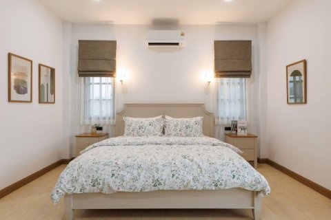 House in Chiang Mai, Thailand 5 bedrooms № 160096 - photo 8