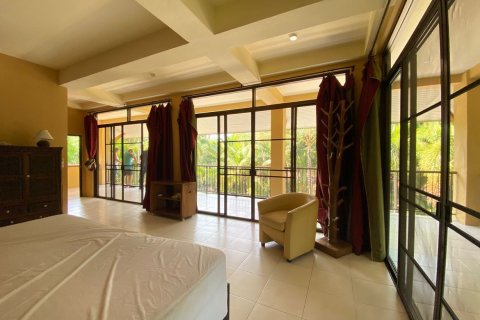 Дом в Чиангмае, Таиланд с 7 спальнями  № 160098 - фото 18