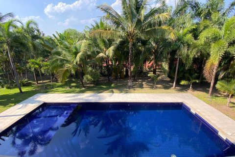 Дом в Чиангмае, Таиланд с 7 спальнями  № 160098 - фото 2