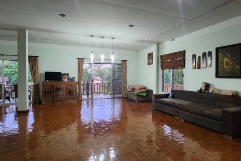 Propriété commerciale à Chiang Mai, Thaïlande 360 m2 № 160099 - photo 15