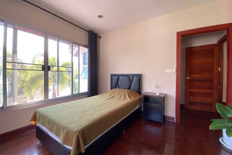 House in Chiang Mai, Thailand 4 bedrooms № 160093 - photo 15