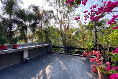 House in Chiang Mai, Thailand 4 bedrooms № 160093 - photo 22