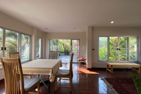House in Chiang Mai, Thailand 4 bedrooms № 160093 - photo 21