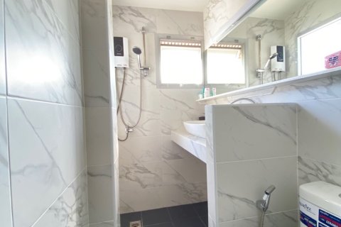 House in Chiang Mai, Thailand 4 bedrooms № 160093 - photo 18