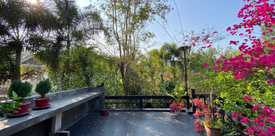 House in Chiang Mai, Thailand 4 bedrooms № 160093