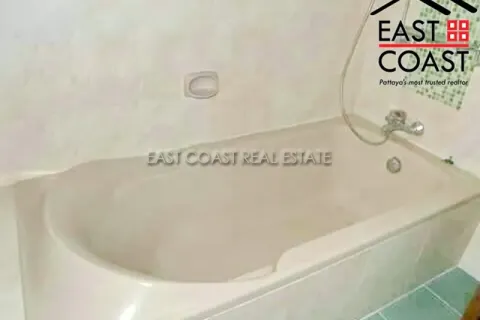 Casa de 3 dormitorios en Pattaya, Tailandia № 213777 - foto 6