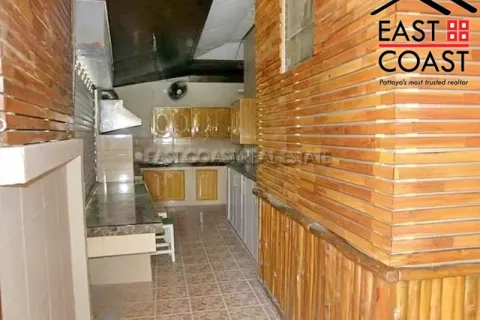 Casa de 3 dormitorios en Pattaya, Tailandia № 213777 - foto 10