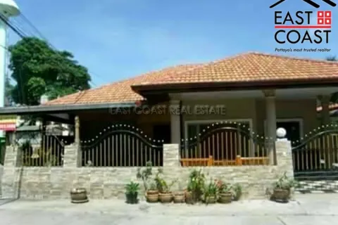 Casa de 3 dormitorios en Pattaya, Tailandia № 213777