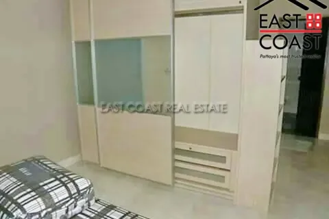 Casa de 3 dormitorios en Pattaya, Tailandia № 213777 - foto 5